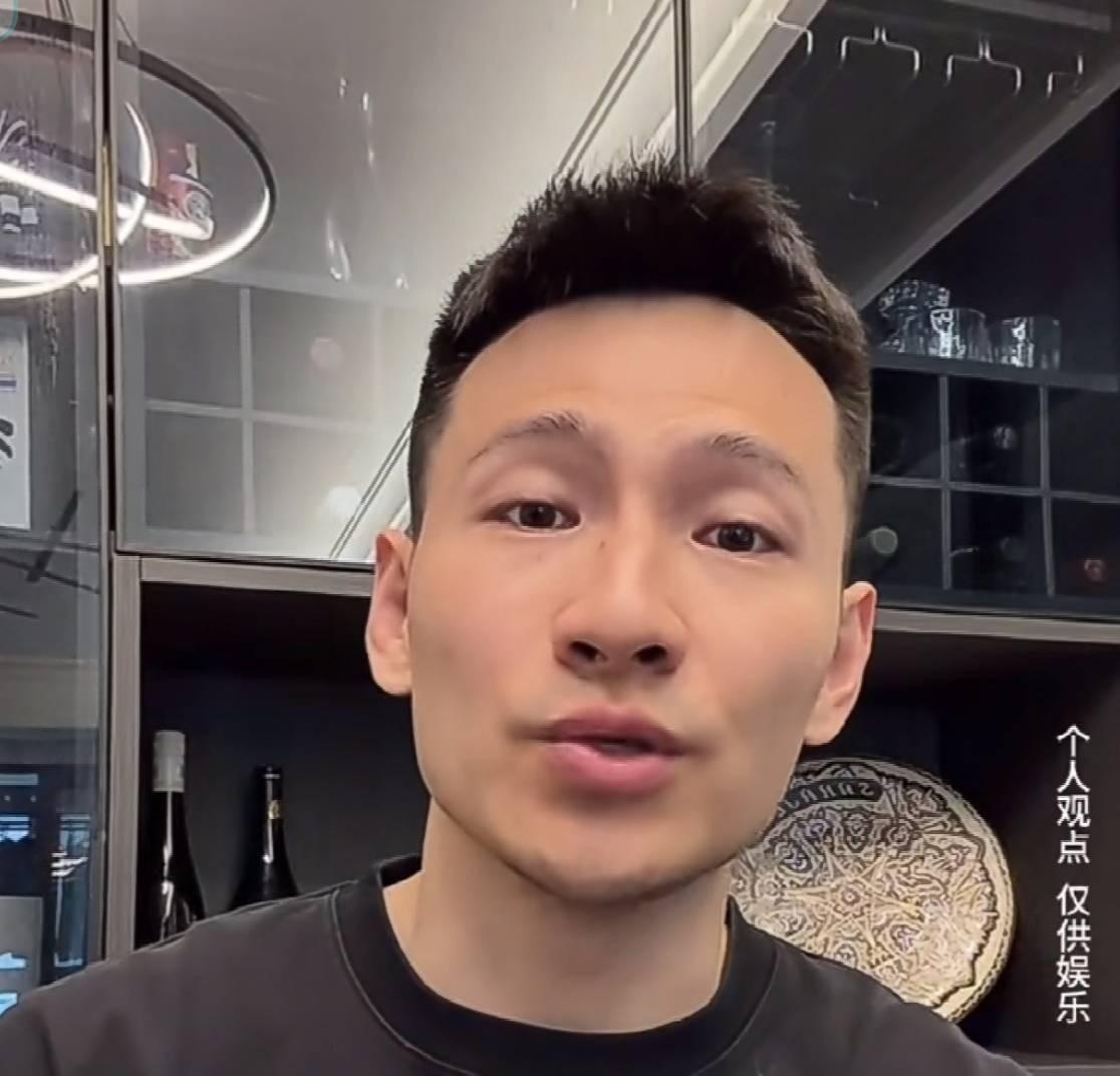 世界杯官网-杨笑天：卡佩罗曾下放特谢拉，还说对小贝、大罗也这么干过